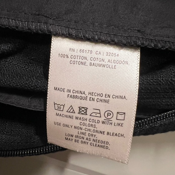 Anthropologie Elevenses Cold Shoulder Black Romper Size 4 - Picture 5 of 10